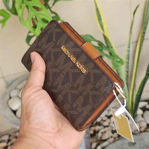 big michael kors wallet|michael kors bifold wallet women's.